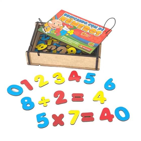 Imagem de Brincando com os numeros recortados madeira