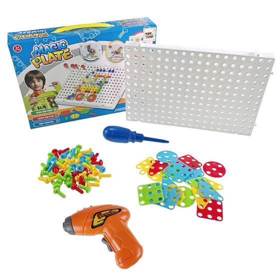 Imagem de Brinquedo designer em maleta de ferramentas com furadeira, tijolos de brinquedo de plástico puzzle 144 peças