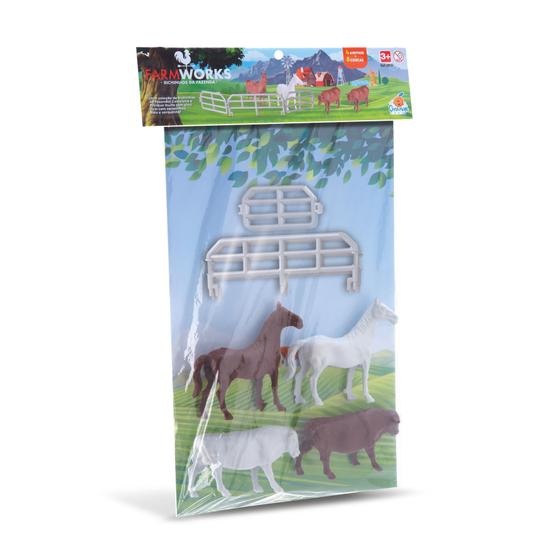 Imagem de Brinquedo Fazendinha Com Bois E Cavalos E Acessórios - Orange Toys