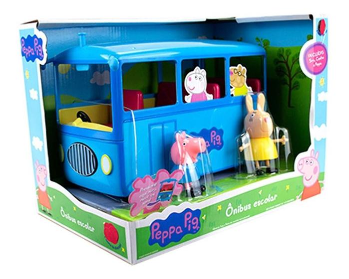 OBA Brinquedos - A Casa da Peppa Pig com som e luz, da DTC, é muito legal.  Ela possui 4 andares e 7 cômodos com acessórios como: telescópio, mesa com  computador, cadeiras