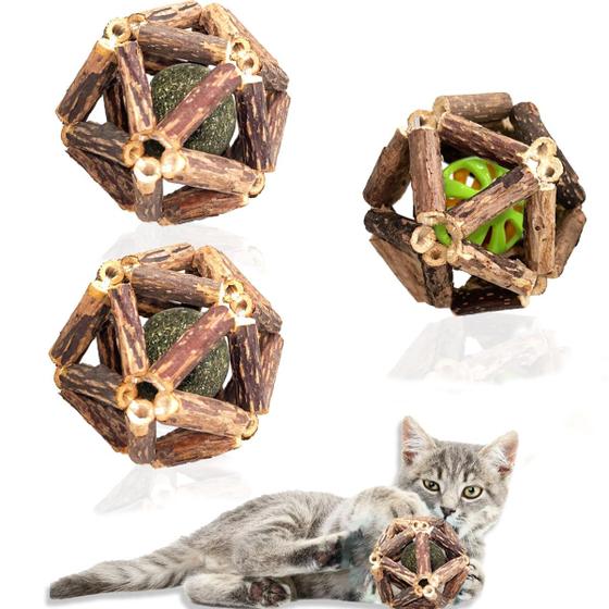 Imagem de Brinquedos Catnip para Gatos QUVOVID - 3 Pacotes com Bola de Catnip e Silvervine