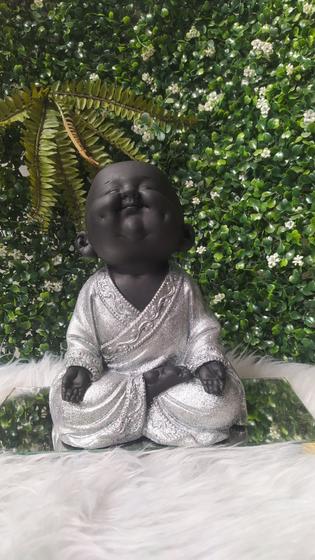 Imagem de Buda Monge da Felicidade Sorridente Preto Prata Glitter Decoração Sala 18CM