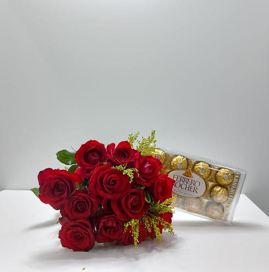 Imagem de Buquê 12 Rosas Vermelhas e Bombons Ferrero Rocher