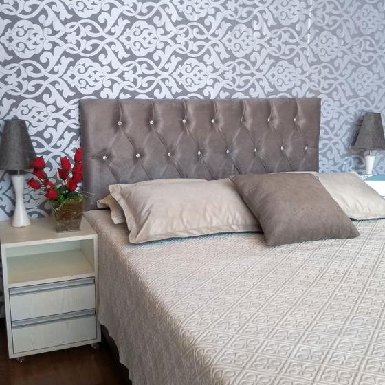 Cabeceira Capitonê Luna c/Strass Suede Cinza KING 195 x 60 Menor preço em Cabeceira Capitonê Luna c/Strass Suede Cinza KING 195 x 60