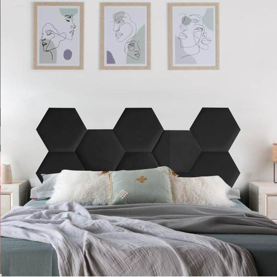 Imagem de Cabeceira Painel Modulado Colmeia Blogueirinha Estofada 140cm Casal Suede Preto - Ahazzo Móveis