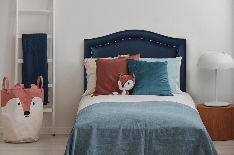 Imagem de Cabeceira Solteiro Curva Luxo material sintético Azul Com Tachas Fumê