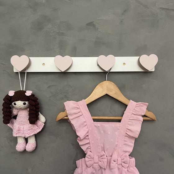 Imagem de Cabideiro de parede infantil coração suporte gancho roupas