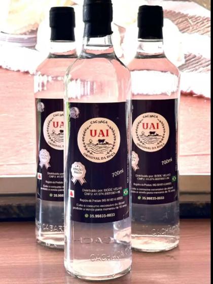 Imagem de Cachaça Artesanal UAI de Minas envelhecida no Jequitibá- 700ml