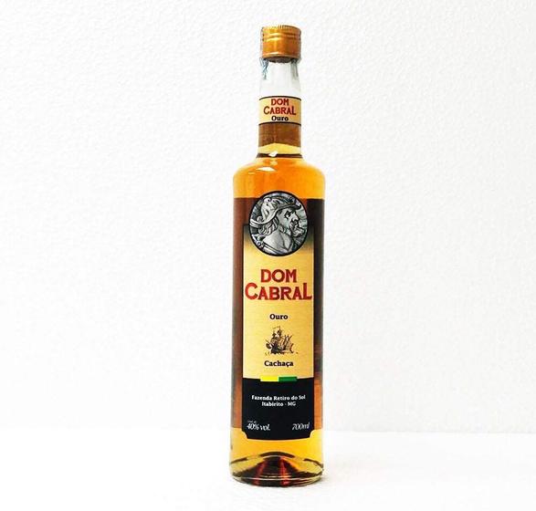 Imagem de Cachaça Dom Cabral Ouro 700ml