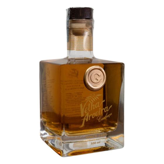 Imagem de Cachaça Velha Aroeira Gold 6 Anos Carvalho Francês 500 ml Artesanal Premium Especial Reserva