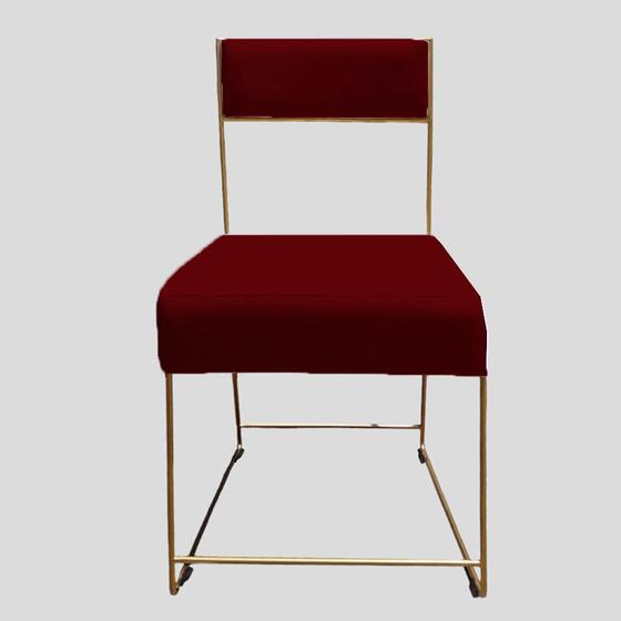 Imagem de Cadeira Atena Base de Ferro Maciço dourada suede Marsala - D'Classe Decor