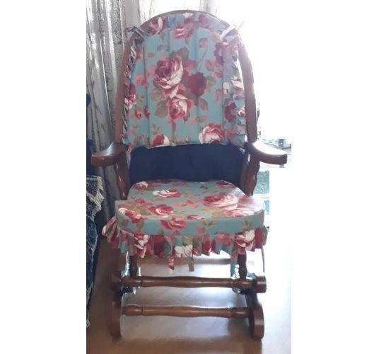 Imagem de Cadeira de Balanço 90 x 64 x 50  Com Almofadas - Móveis de Gramado