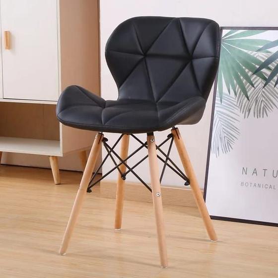 Cadeira de Jantar Charles Eames Eiffel Slim Estofada Menor preço em Cadeira de Jantar Charles Eames Eiffel Slim Estofada