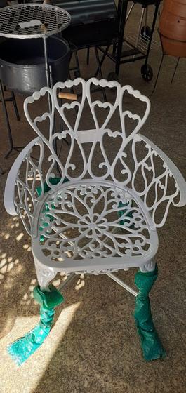 Imagem de Cadeira De Jardim Com Braço Aluminio