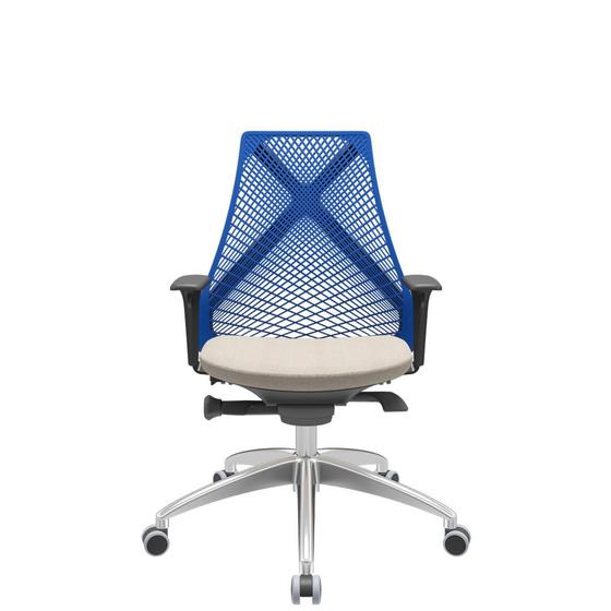 Imagem de Cadeira Office Bix Tela Azul Assento Poliéster Fendi Autocompensador Base Alumínio 95cm - 63972