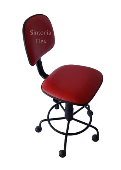 Imagem de Cadeira  secretaria  com regulagem de altura - base de ferro - rodízio e apoio de pé corano vermelho