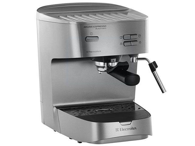 Cafeteira Expresso 15 Bar - Electrolux Aroma Espresso Automatic EM220 -  Cafeteira Expresso - Magazine Luiza