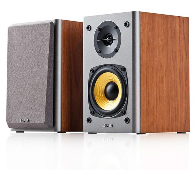Menor preço em Caixa Acústica Monitor De Audio 24w Rms R1000t4 2.0 Bivolt Edifier (Par) - Madeira