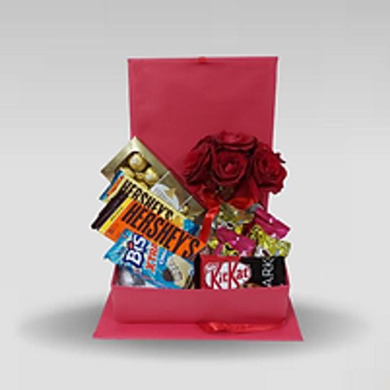 Imagem de Caixa Presente Rosas e Chocolates