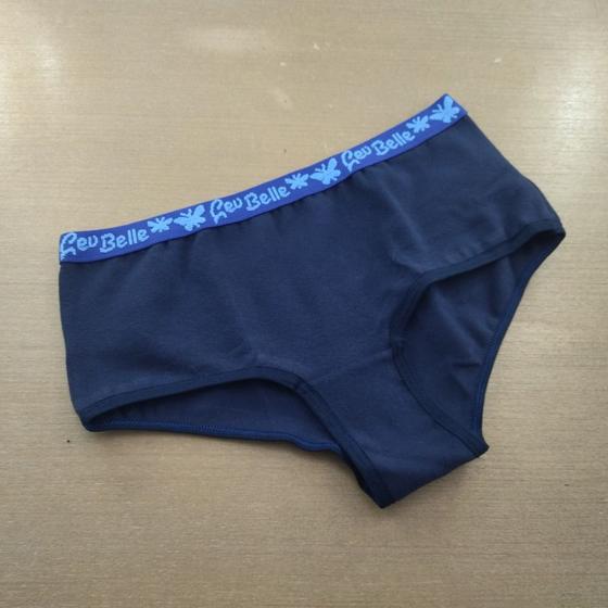 Imagem de Calça Bolero em Algodão Tecido Leve e Macio
