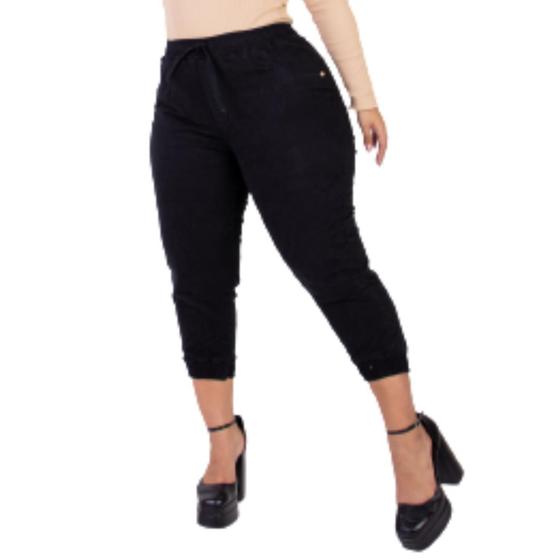 Imagem de Calça Jeans Jogger Feminina Plus Size Com Elastano Cós de Elástico Capri Color