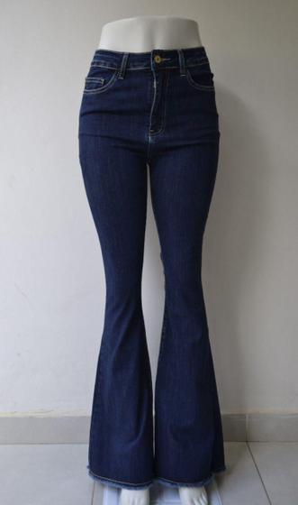 Imagem de Calça Jeans Print Flare Lavagem Escura Tamanho 42