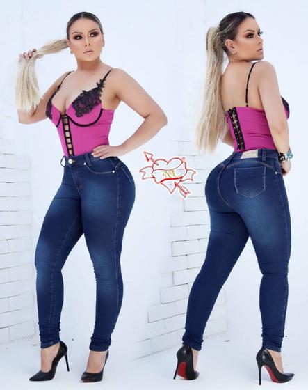 Imagem de Calça jeans skinny elegante premium levanta bumbum