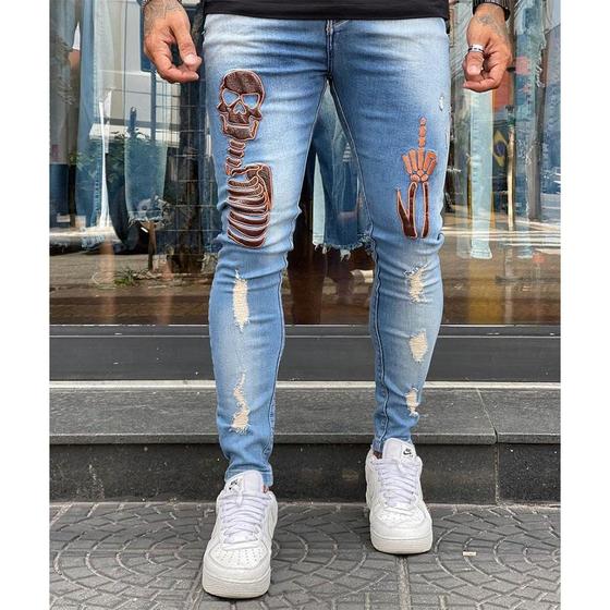Imagem de Calça Jeans Super Skinny Destroyed Detalhe Aplique Skull Masculina Jay Jones