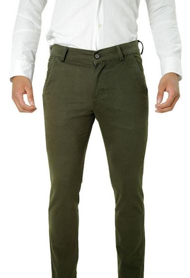 calça sarja verde masculina