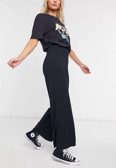 Calça Pantalona Ribana Fenda Lateral Lexus Preto Menor preço em Calça Pantalona Ribana Fenda Lateral Lexus Preto