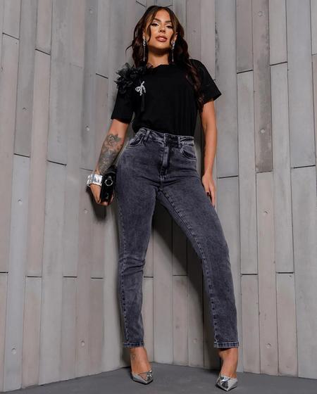 Imagem de Calça Reta Feminina Com Elastano Vintage Consciência Jeans