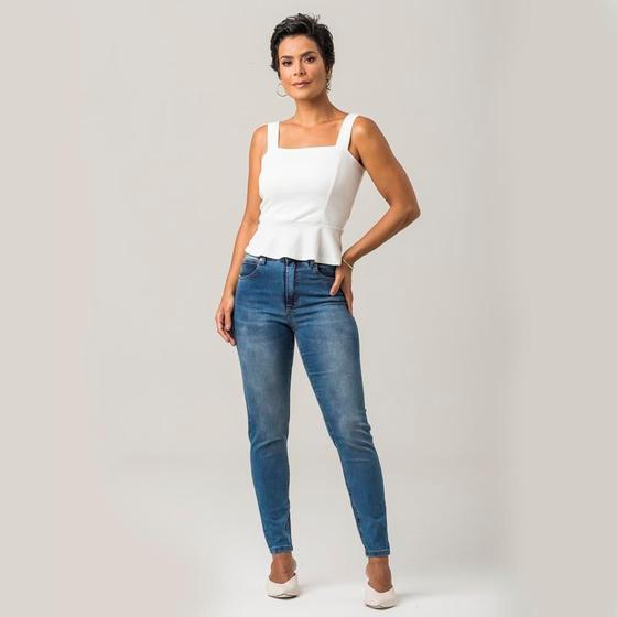 Imagem de Calça Skinny Feminina Disparate Lavagem Clara Moderna