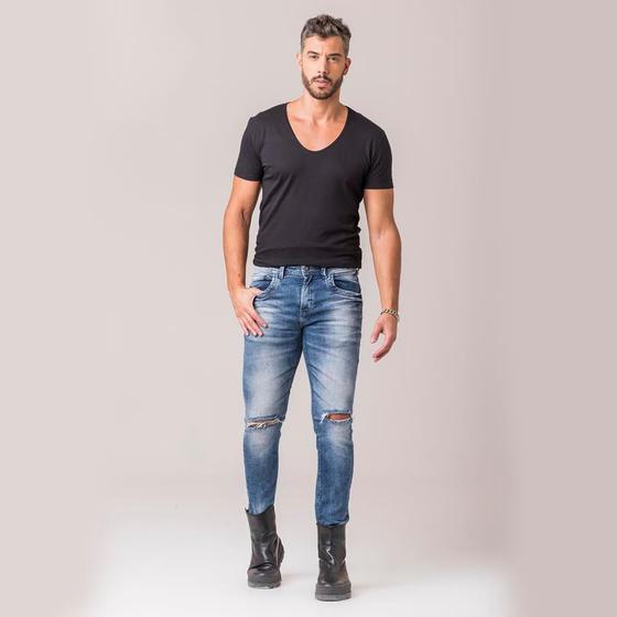Calça Skinny Zune Masculina Destroyed Lavagem Clara Estilo Menor preço em Calça Skinny Zune Masculina Destroyed Lavagem Clara Estilo