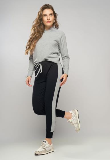 Calça Sport Comfy Jogger Com Faixa Lateral Moletinho Preta Salvatore Fashion Menor preço em Calça Sport Comfy Jogger Com Faixa Lateral Moletinho Preta Salvatore Fashion