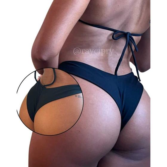Imagem de Calcinha de biquíni asa delta PRETA empina bumbum semi fio, tecido duplo, Ray Cipry.