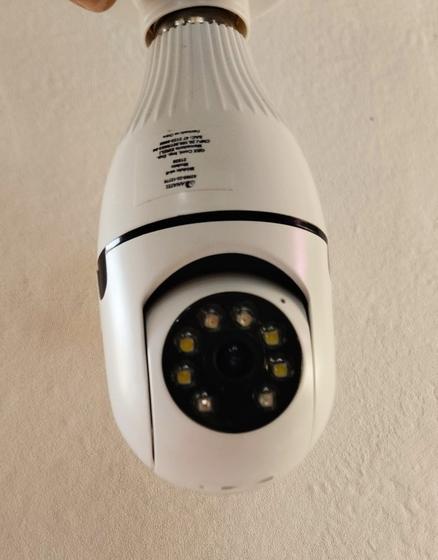 Imagem de Camera de monitoramento com bocal tipo lâmpada 360 / 180