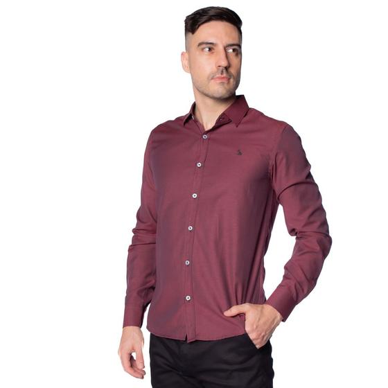 Imagem de Camisa Masculina Amil Slim Stark Bordo