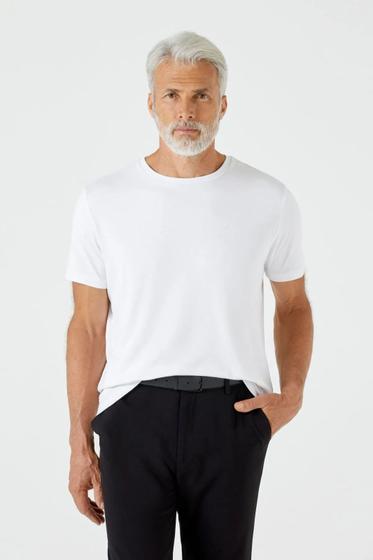 Imagem de Camisa Pima Oficina Reserva Premium Gola C Branco