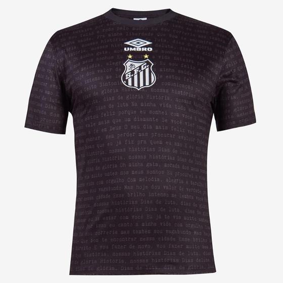 Camisa Santos Charlie Brown Jr. Umbro Nossas Histórias Masculina Menor preço em Camisa Santos Charlie Brown Jr. Umbro Nossas Histórias Masculina