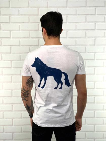 Imagem de Camiseta Acostamento Básica Lobo nas Costas Branco