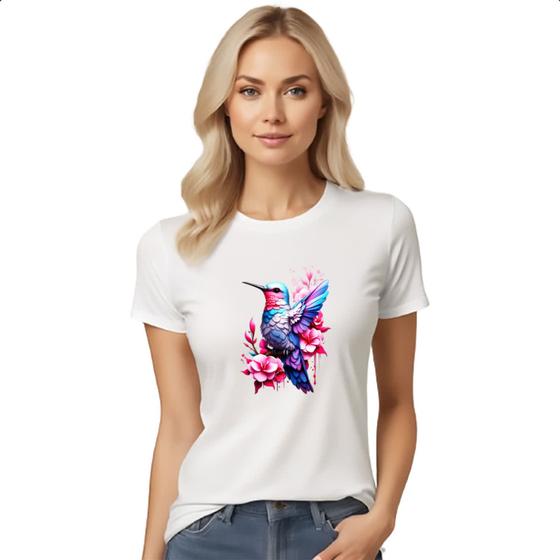 Imagem de Camiseta Baby Look Beija-flor colorido com flores