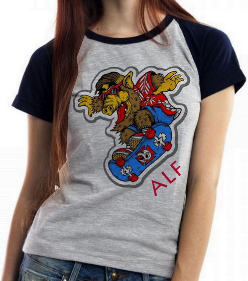 Imagem de Camiseta Baby Look Blusa Feminina  Alf Et teimoso skate