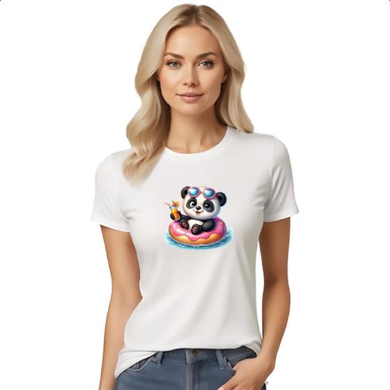 Imagem de Camiseta Baby Look Panda na boia