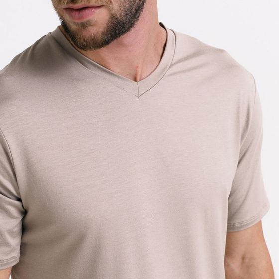 Imagem de Camiseta básica tech insider gola U  masculina