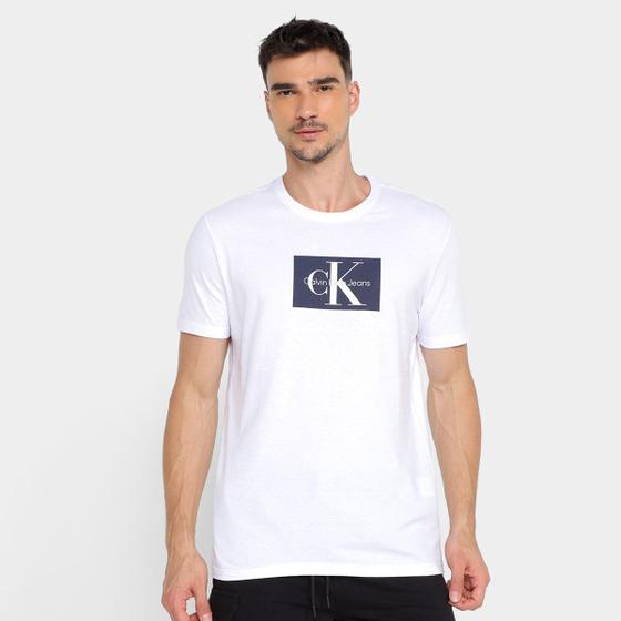 Imagem de Camiseta Calvin Klein Básica Masculina