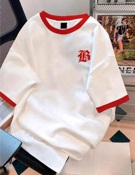 Imagem de Camiseta Casual Branca Com Detalhe