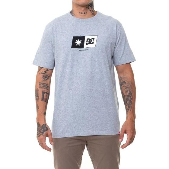 Imagem de Camiseta DC Shoes Star Box Masculina Cinza