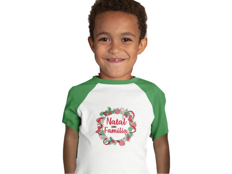 Imagem de Camiseta de Natal em Família Boas Festas Criança Verde Bandeira