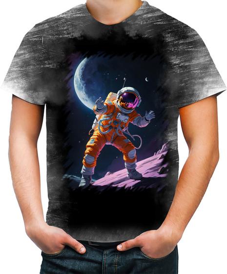 Imagem de Camiseta Desgaste Astronauta Dance Vaporwave 3