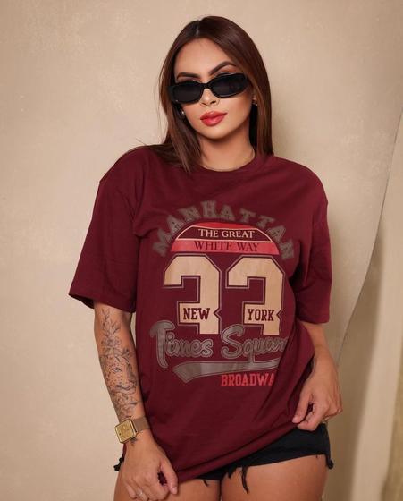 Imagem de Camiseta Feminina Oversize Manhattan